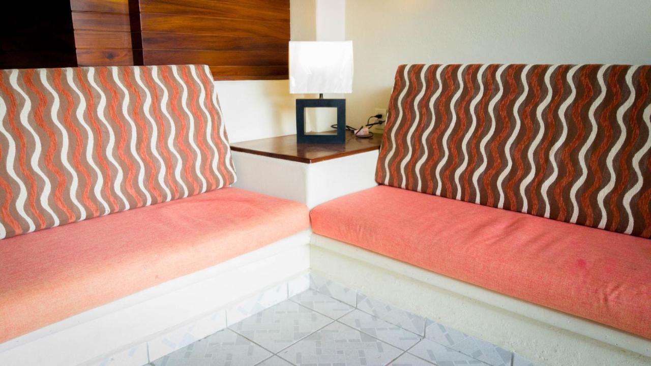 Bonito Hotel By Arans Zihuatanejo Dış mekan fotoğraf